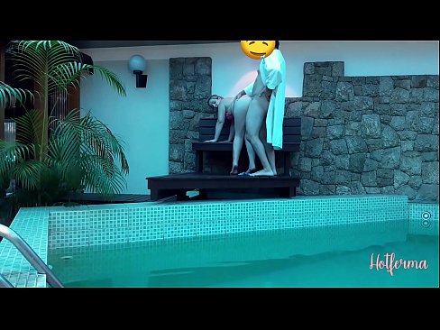 ❤️ Il capo invita la cameriera alla piscina, ma non poteva resistere a un caldo ❤❌ Super sesso al it.cassino-vulkan646.ru ️❤