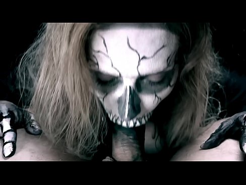 ❤️ Ragazza demone che succhia il cazzo con la sua bocca nera e ingoia lo sperma ❤❌ Super sesso al it.cassino-vulkan646.ru ️❤
